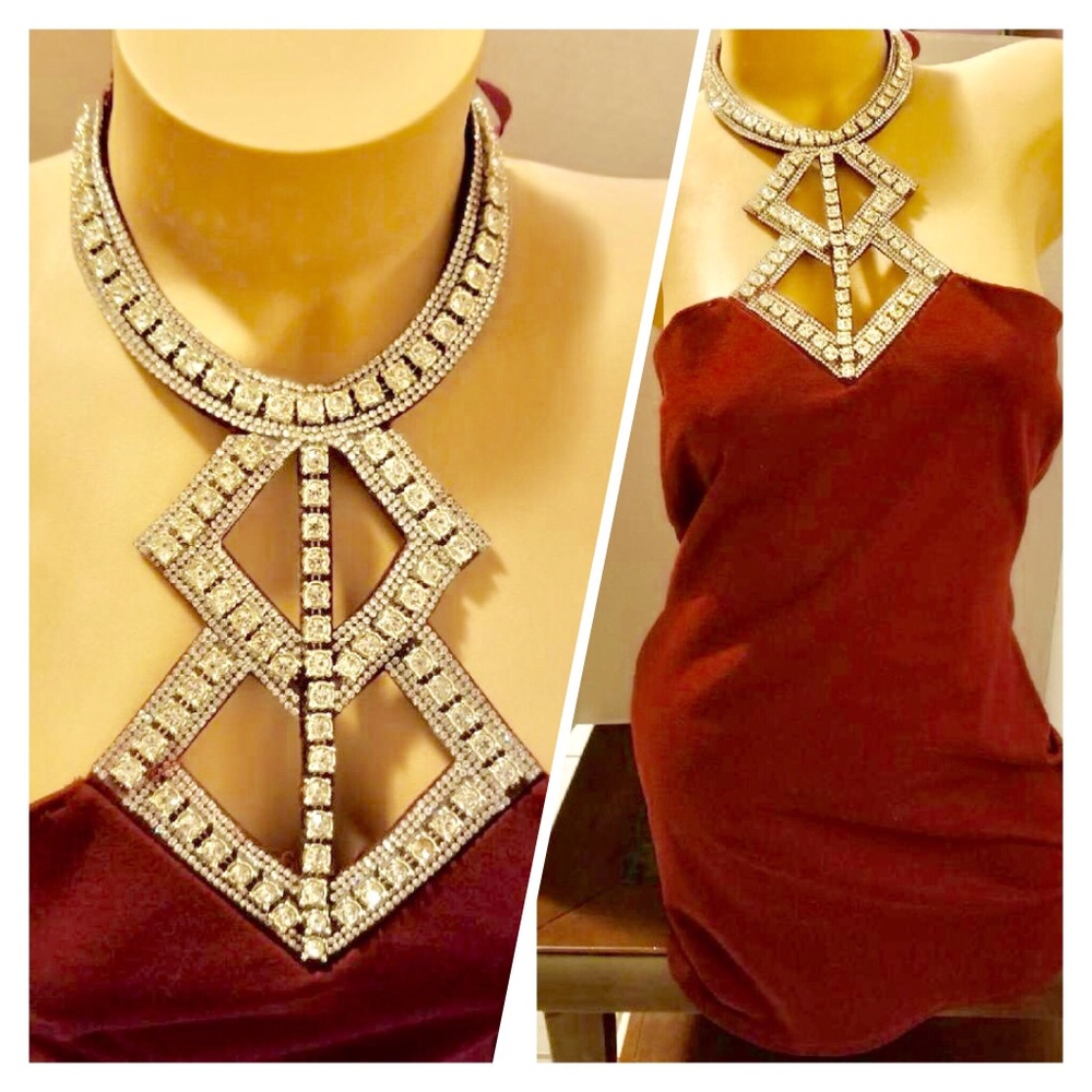 🌻NEW🌻 Jeweled Statement Dress, Wine Color, Large